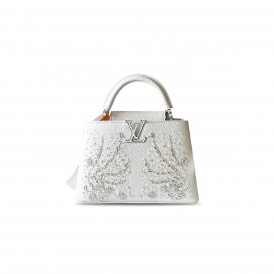 LOUIS VUITTON CAPUCINES BB M25934 (27*17.3*9cm)